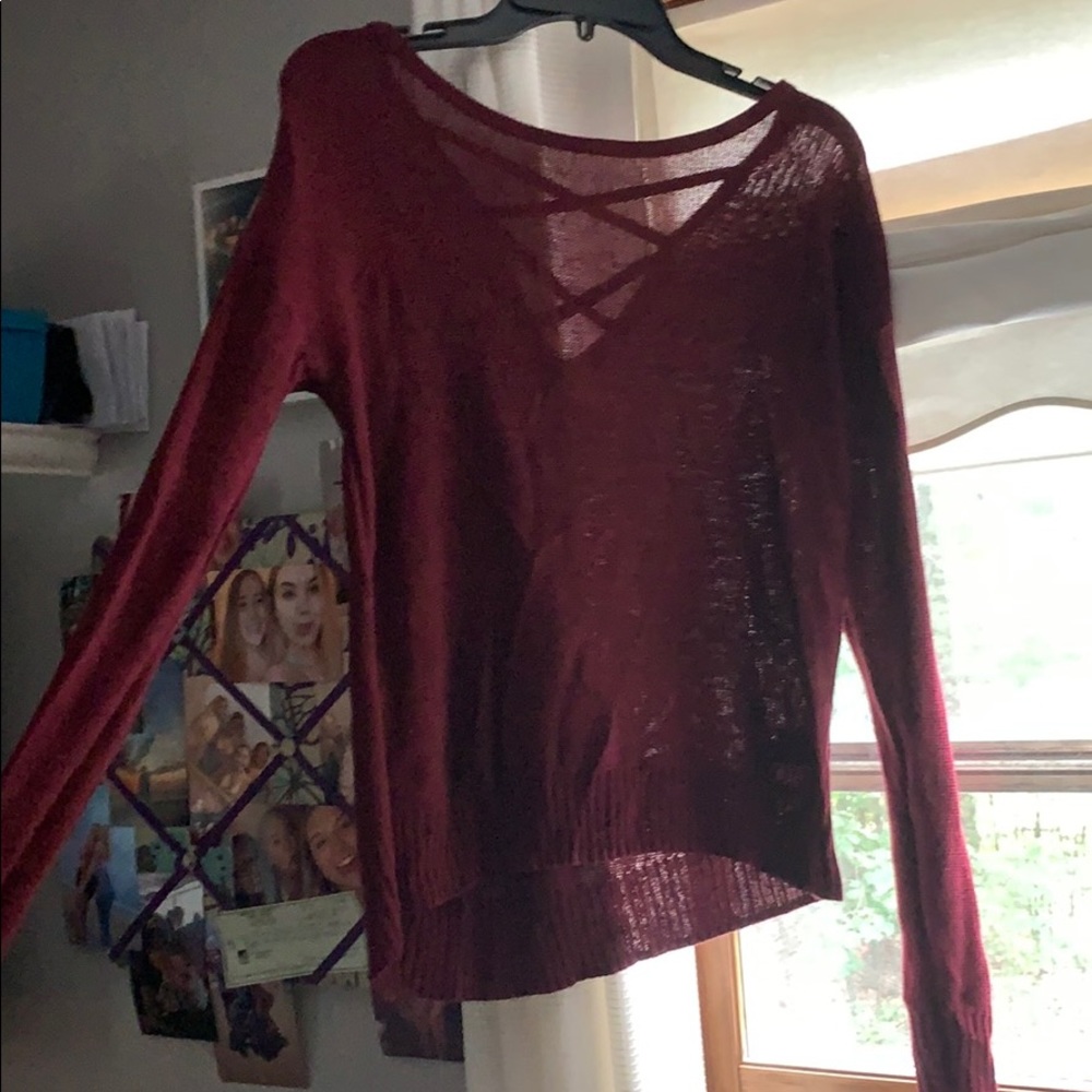 maroon sweater